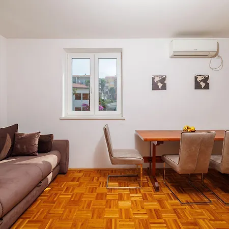 Beschauliches Studio-apartment In Traumlage Nur 250 Meter Zum Sandstrand Apartament