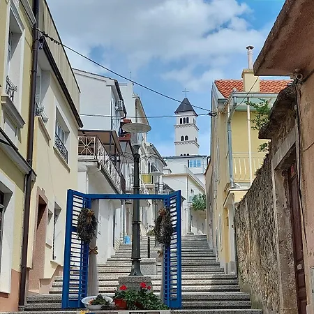 Apartament Beschauliches Studio-apartment In Traumlage Nur 250 Meter Zum Sandstrand Crikvenica